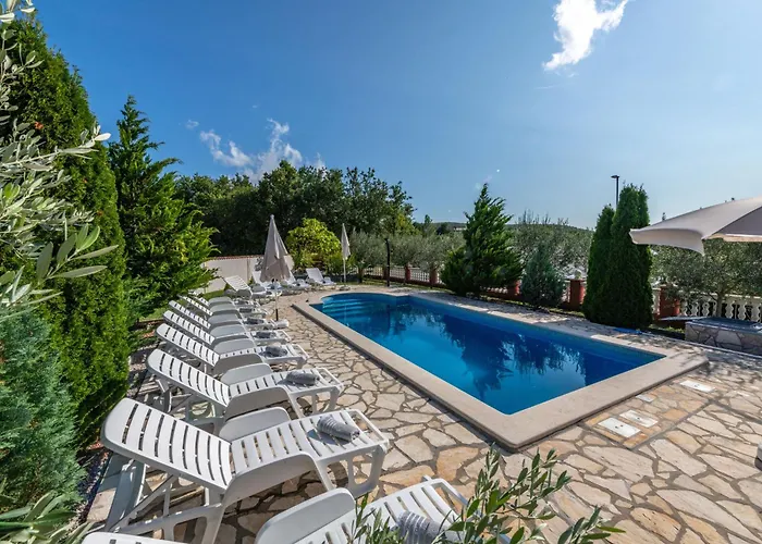 Maric, A Charming With A Beautiful Poolside Krapan