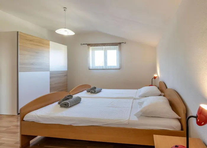 Maric, A Charming With A Beautiful Poolside * Krapan