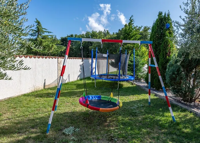 Maric, A Charming With A Beautiful Poolside Krapan